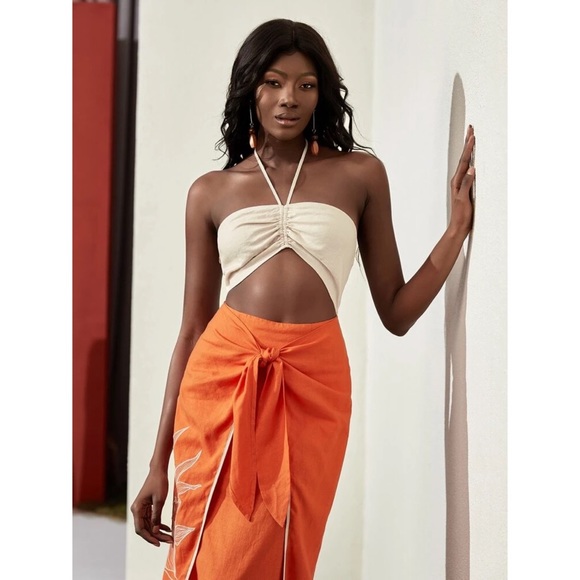 Victoria Embroidery Knot Detail Contrast Backless Dress - Picture 4 of 9